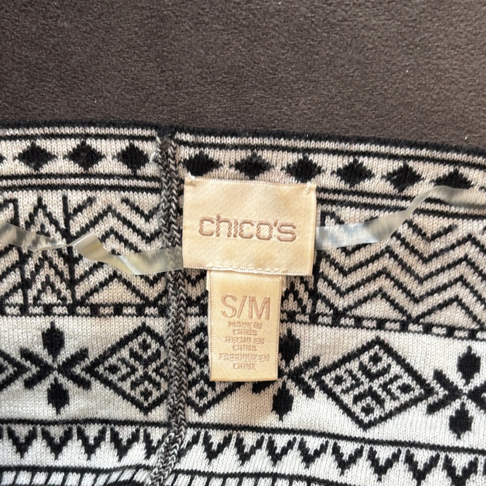 Chico's Black and White Patterned Shawl - Picture 3 of 4